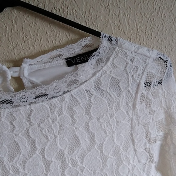 White Lace Stretchy Dress - Picture 3 of 5